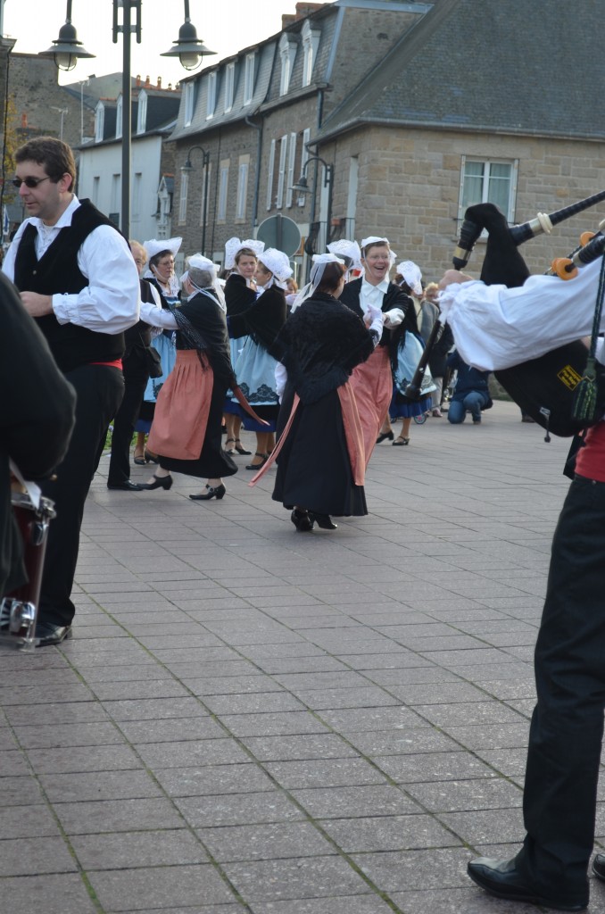 Breton Dancing